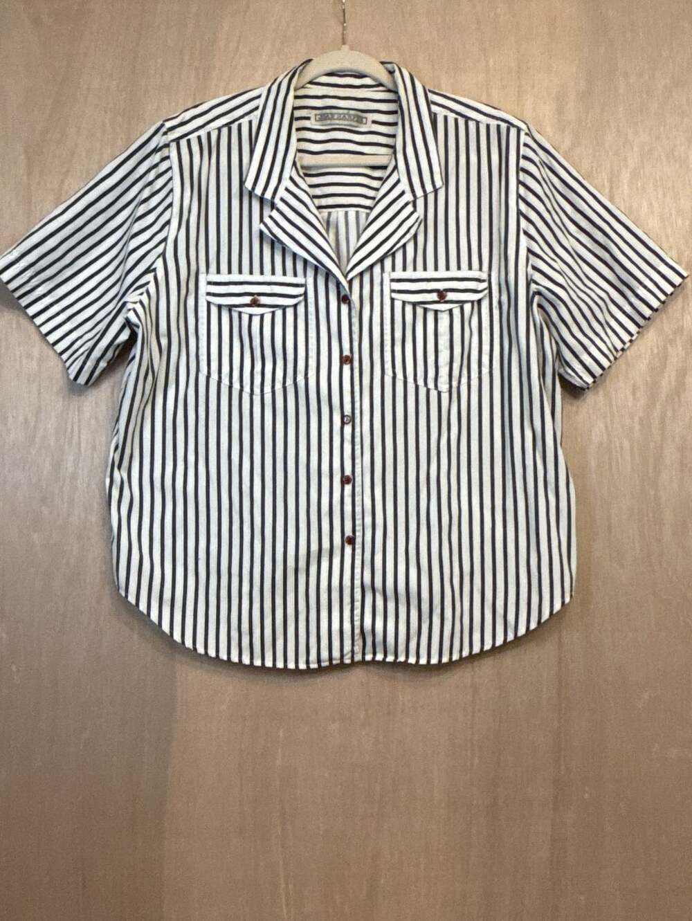 Vintage 90’s Joan Harper Short Sleeve Black and White Striped Shirt with Pockets
